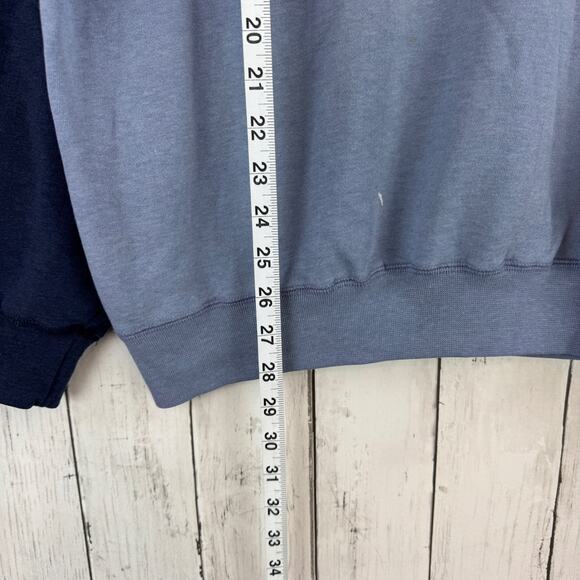 VTG Mickey & Co Fleece Legendary Series Embroidered Sweatshirt Size XL Disney - Picture 12 of 14